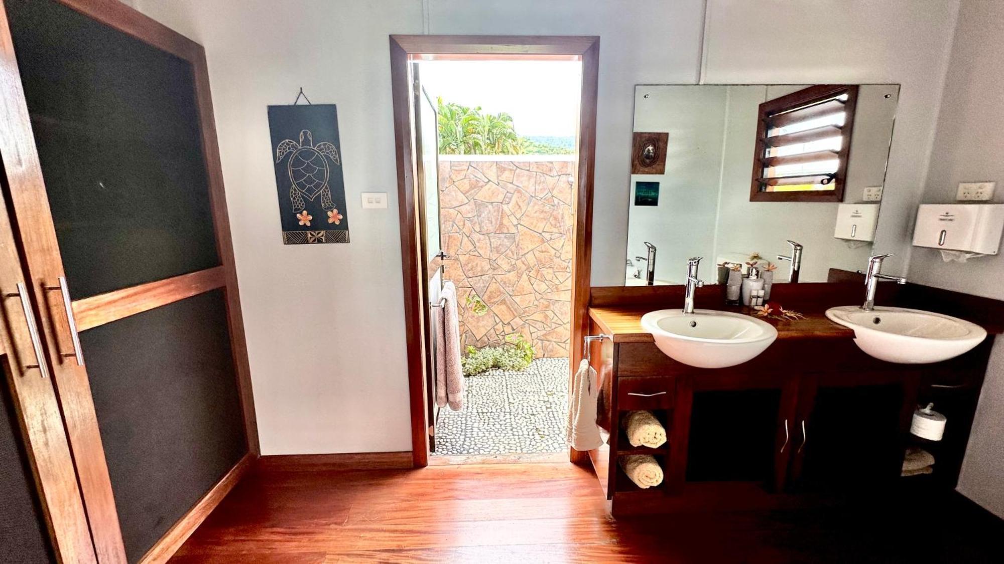 Aroha Taveuni Beachfront Bures Waiyevo Εξωτερικό φωτογραφία